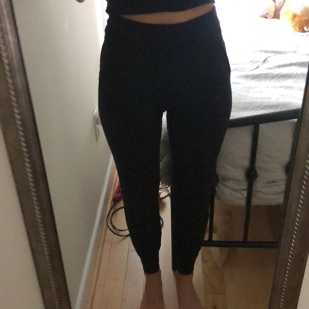Lululemon Align Jogger Size 6 Black